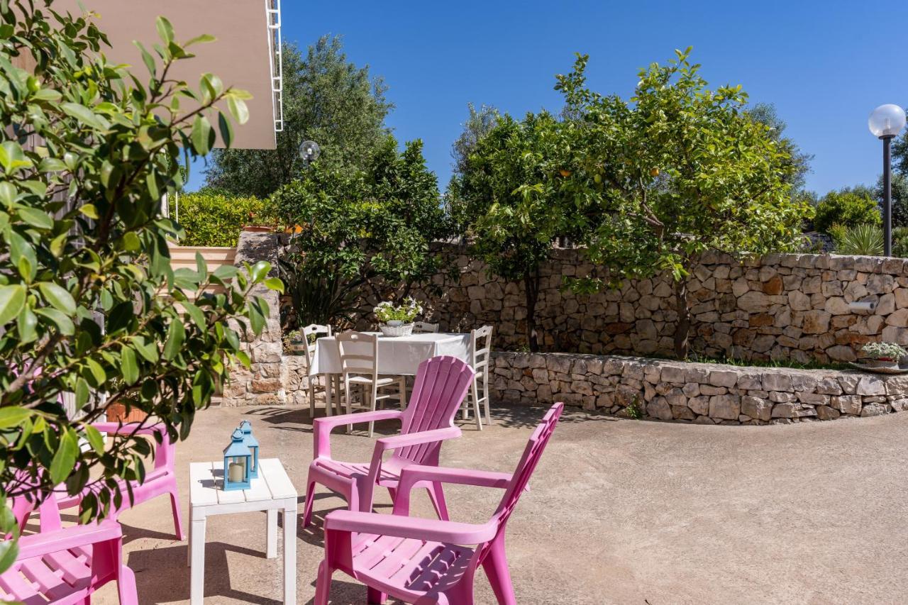 Trulli Morelli Ostuni Esterno foto
